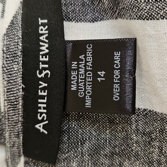 Ashley Stewart Women's Black and White Linen Blend Striped Open Blazer Sz 14 - Picture 7 of 8